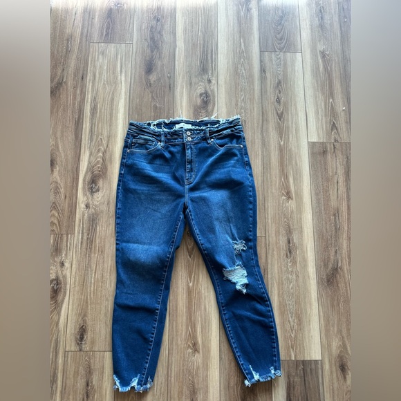 KanCan women’s distressed jeans size 2XL - Picture 1 of 5